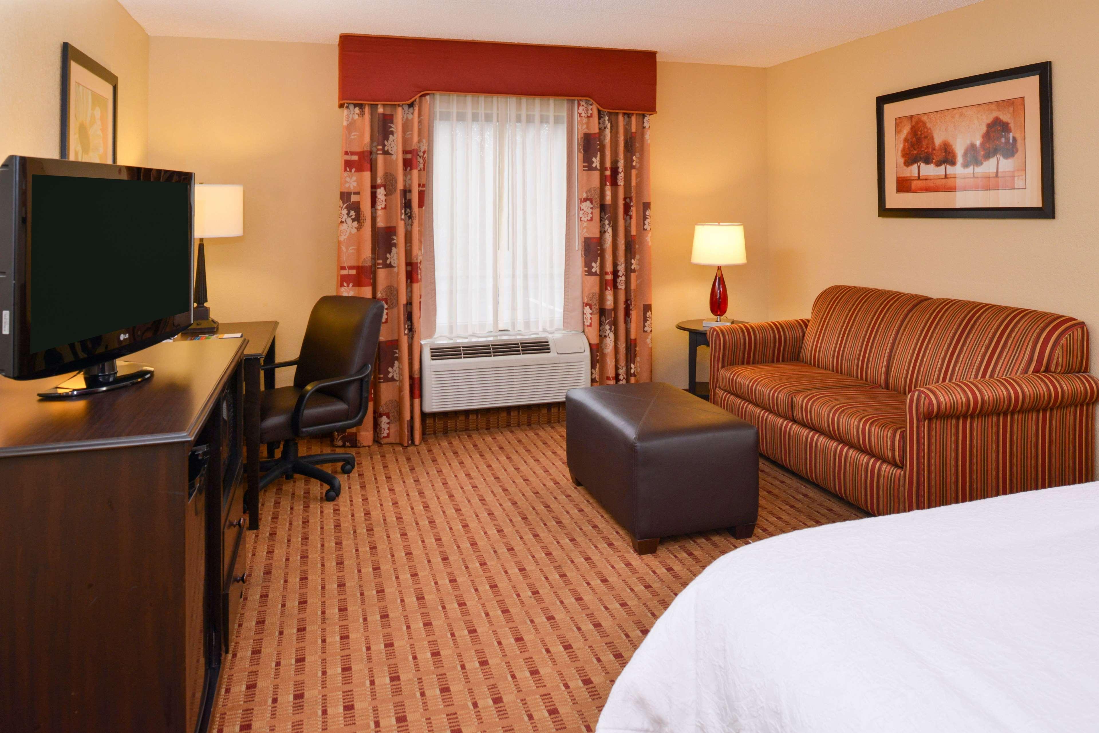 Hampton Inn Williamsburg Exterior foto