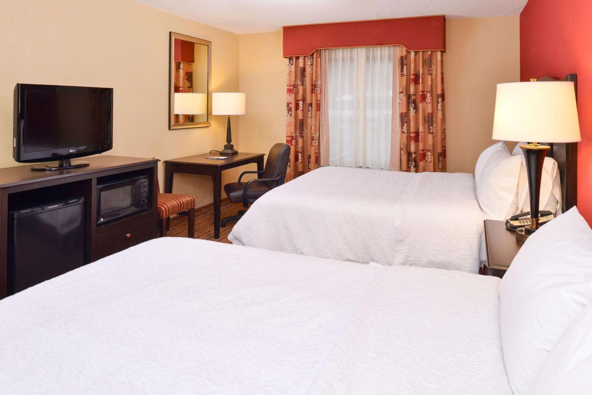 Hampton Inn Williamsburg Exterior foto